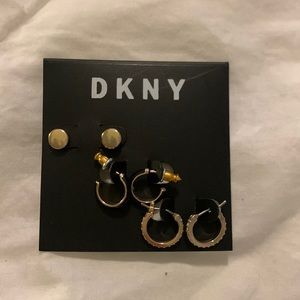 Brand new DKNY 3 pairs of earrings gold on sale
